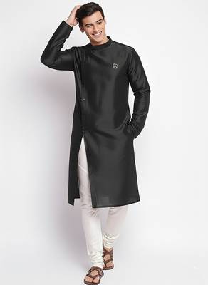 Black embroidered dupion silk kurta set 1