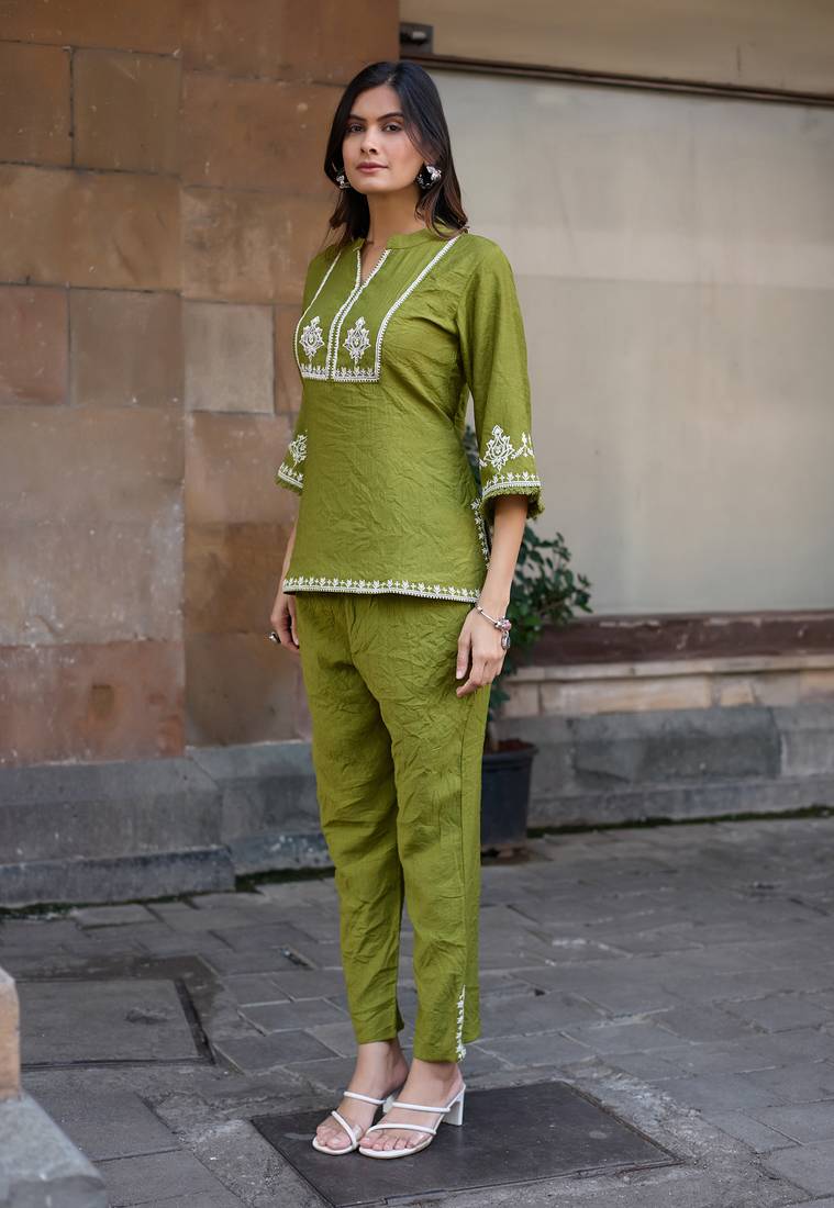 Printed Shirt Collar Top With Trouser 