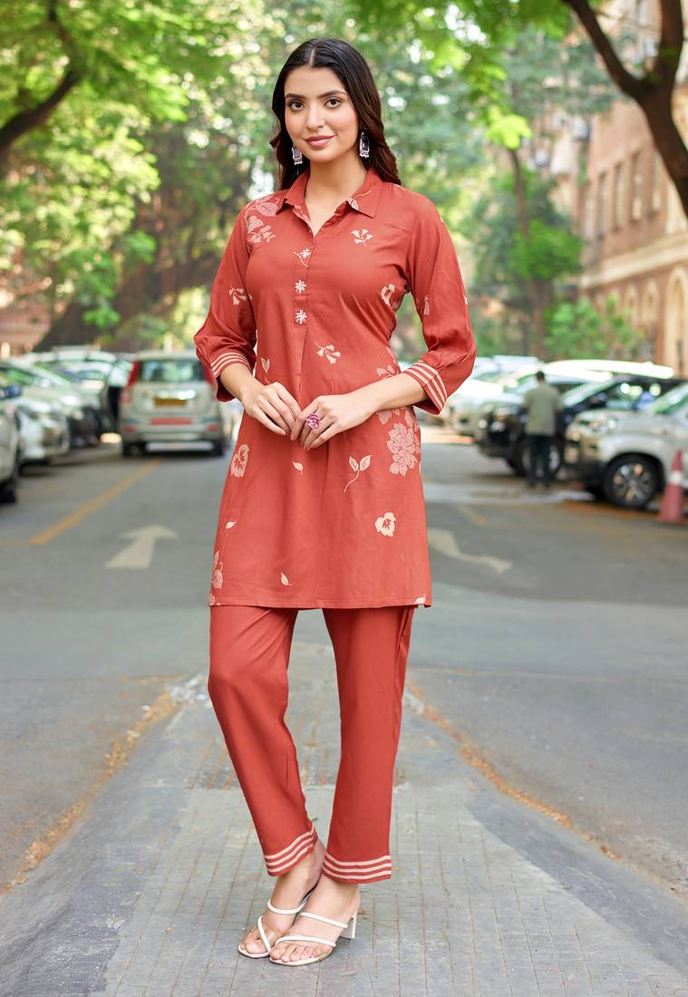 Printed Shirt Collar Top With Trouser