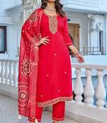 Floral Yoke Design Thread Work Straight Kurta With Trouser & Dupatta