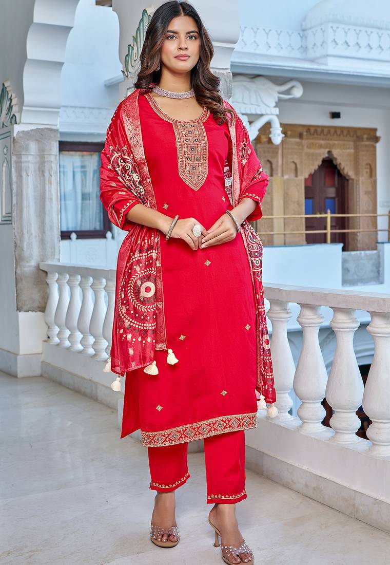 Floral Yoke Design Thread Work Straight Kurta With Trouser & Dupatta