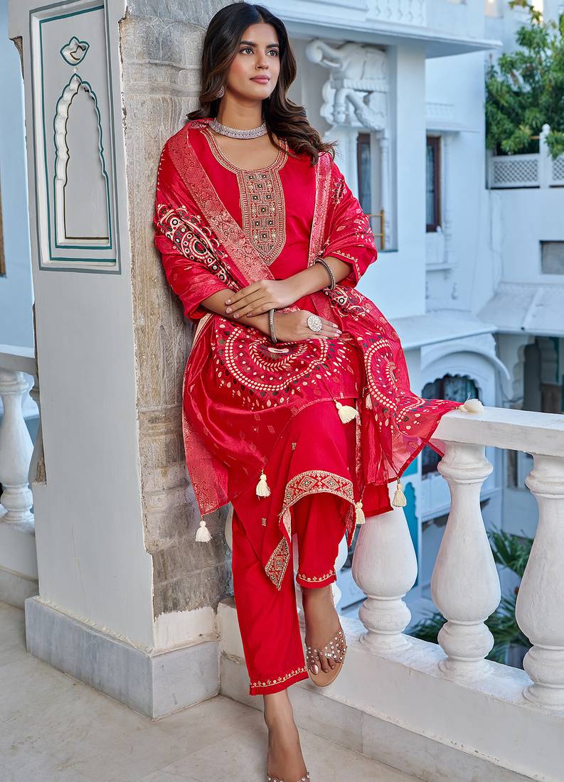 Floral Yoke Design Thread Work Straight Kurta With Trouser & Dupatta