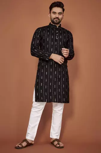 Black embroidered cotton straight kurta