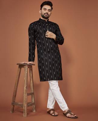 Black embroidered cotton straight kurta 2