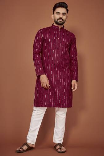 Maroon embroidered cotton straight kurta