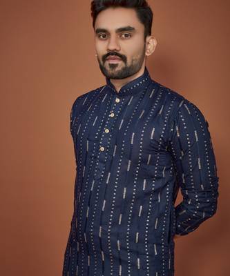 Navy blue embroidered cotton straight kurta 3