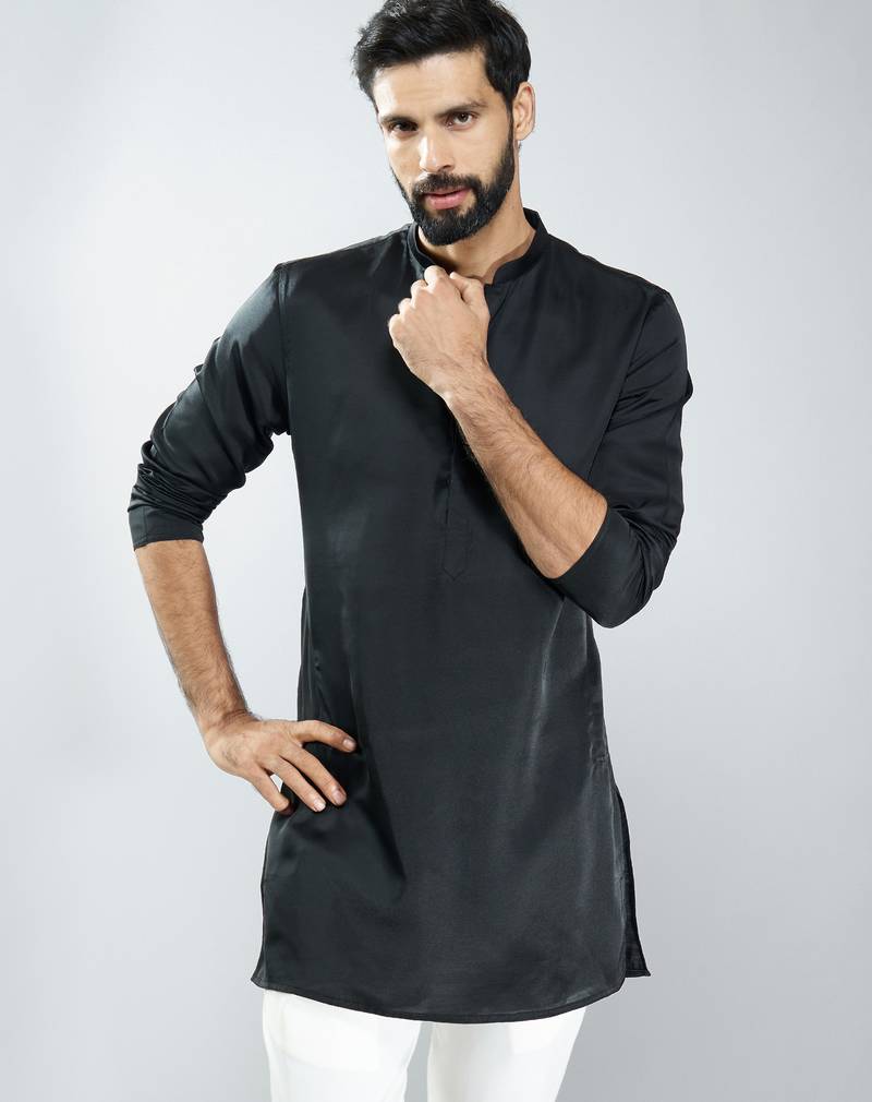 men silk kurta  solid mid-length kurta for wedding & festive wear