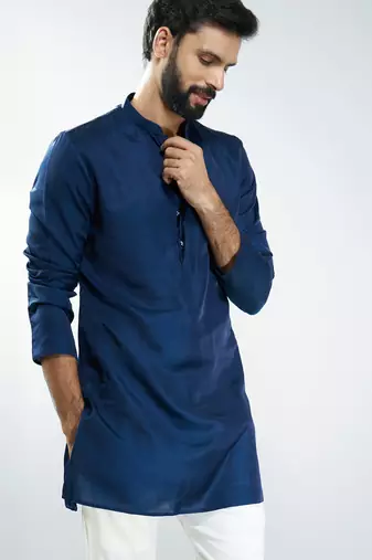 men silk kurta  solid mid-length kurta for wedding & festive wear