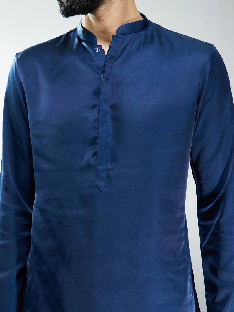 men silk kurta  solid mid-length kurta for wedding & festive wear