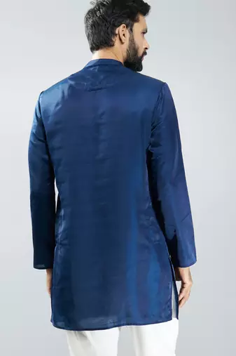 men silk kurta  solid mid-length kurta for wedding & festive wear