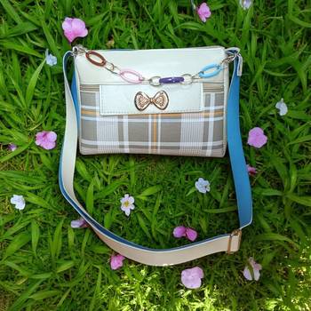 Cream Check Sling Bag for Women Stylish Crossbody Chain Handbag 4