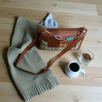 Brown Check Sling Bag for Women Stylish Crossbody Bow Chain Bag 2