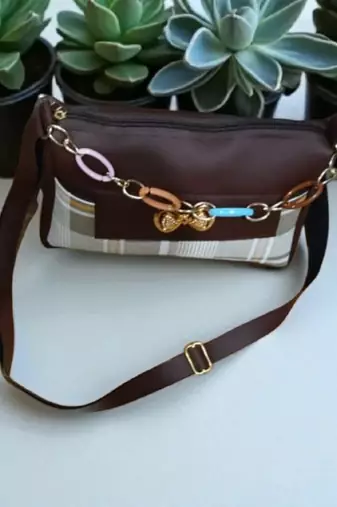 Women Brown Checks Sling Bag with Chain Strap Stylish Shoulder Bag