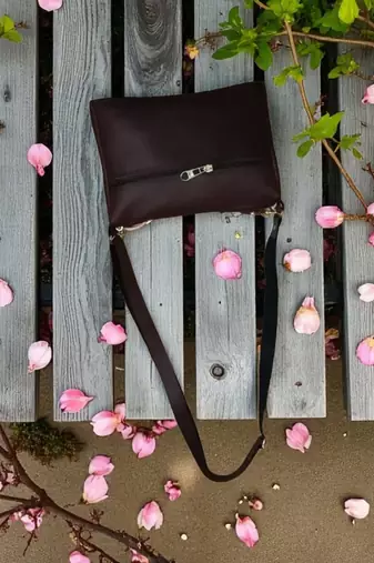 Women Brown Checks Sling Bag with Chain Strap Stylish Shoulder Bag