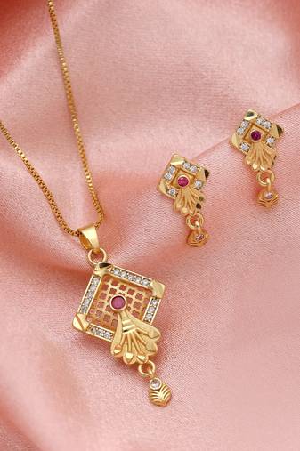 Gold color fashion chain pendant with earring