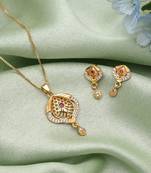 Gold color fashion chain pendant with earring