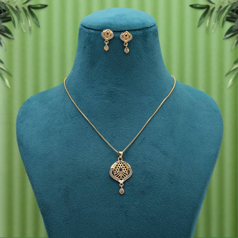 Gold color fashion chain pendant with earring
