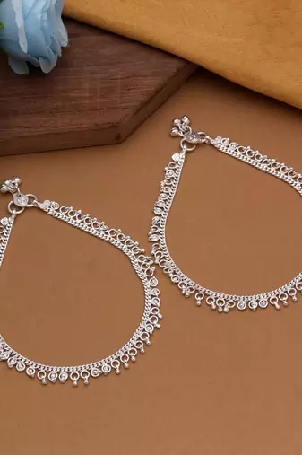 Silver color anklet