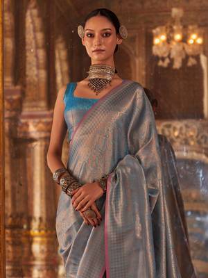 Silk Blend Saree with Golden Zari Weaving For Women 2