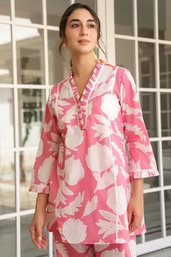 Pink Floral printed v_neck  cotton co-ord set