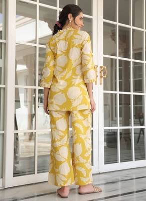 Yellow Floral printed v neck  cotton co-ord set 4