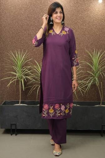 blue embroidered cotton kurta and pant