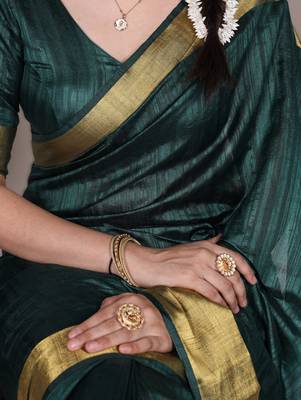green onam special kerala style raw art silk blend zari weaving saree with unstitched blouse 3