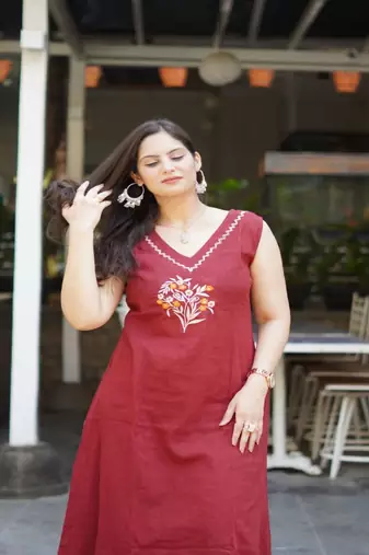 red embroidered cotton kurta and pant