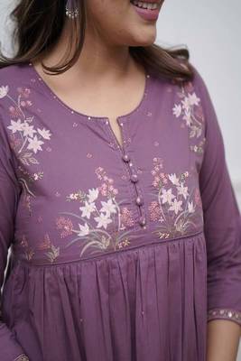 purple embroidered cotton kurta and pant 4