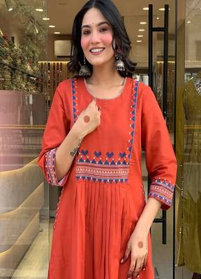 orange embroidered cotton kurta and pant 2