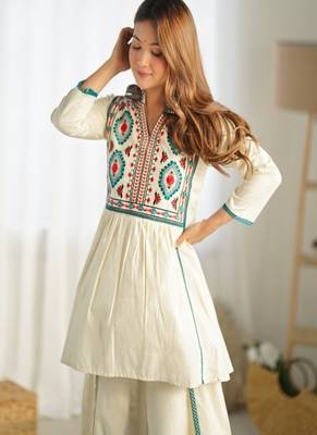 dark-white embroidered cotton kurta and pant 2