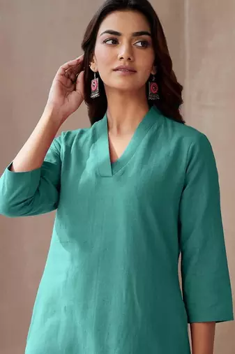 green printed cotton kurta and pant