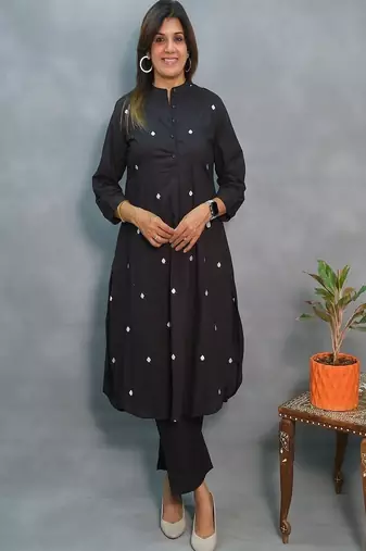 black embroidered cotton kurta and pant