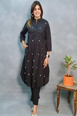 black embroidered cotton kurta and pant 2