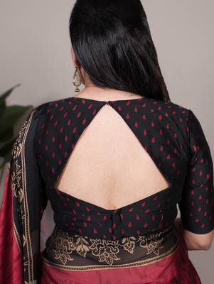 maroon rangoli art silk blend printed saree with border & matching blouse 2