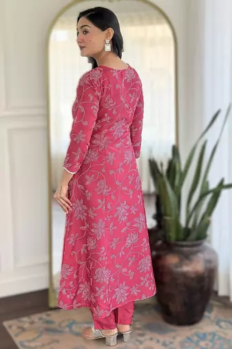 pink new arrival! women's rayon embroidered flared kurta set