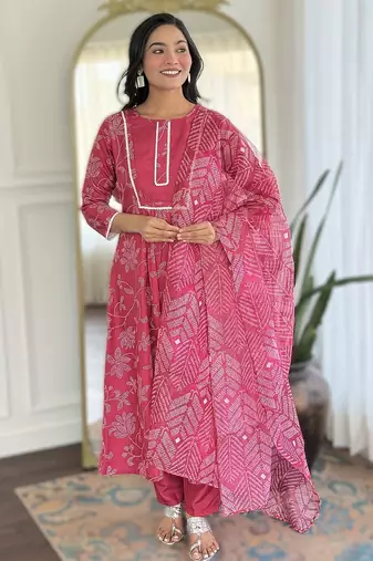 pink new arrival! women's rayon embroidered flared kurta set