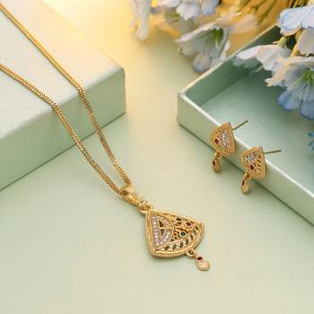 Gold color chain pendant with earring 1