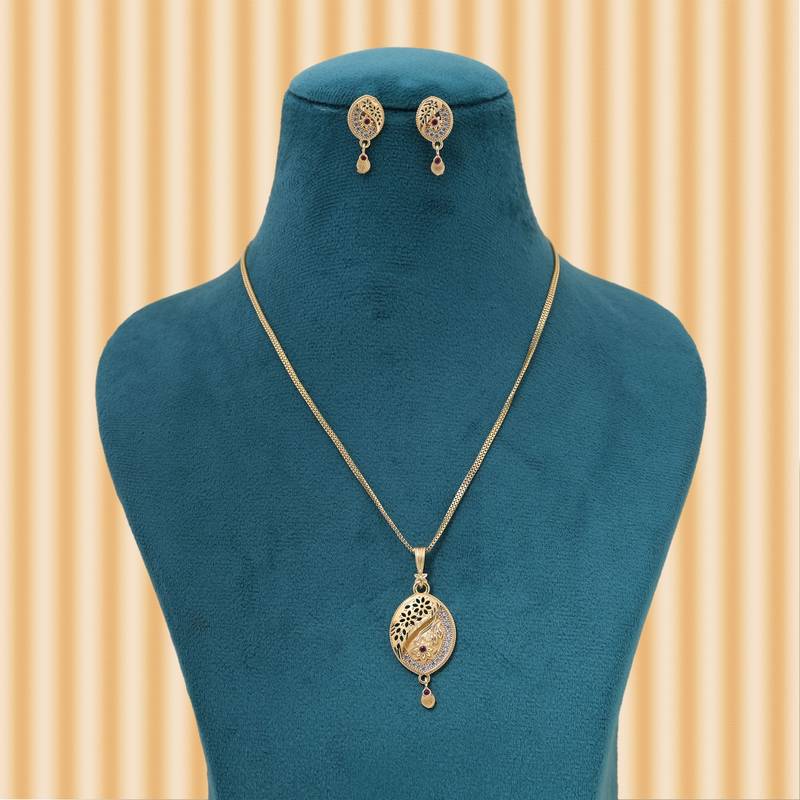 Gold color chain pendant with earring