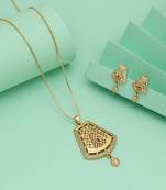 Gold color chain pendant with earring