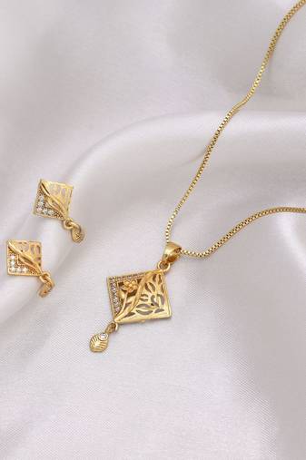 Gold color chain pendant with earring