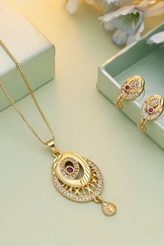 Gold color chain pendant with earring