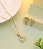 Gold color chain pendant with earring