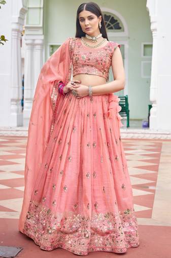 peach embroidered crushed lehenga set choli with dupatta