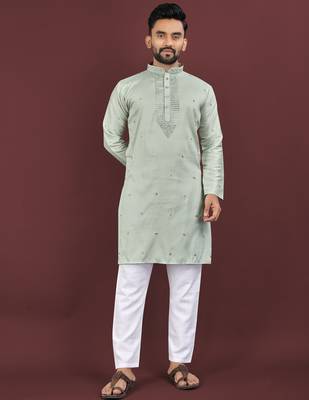 Green embroidered silk straight kurta 1