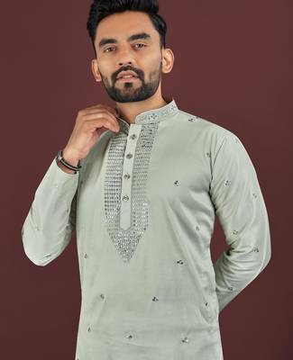 Green embroidered silk straight kurta 3