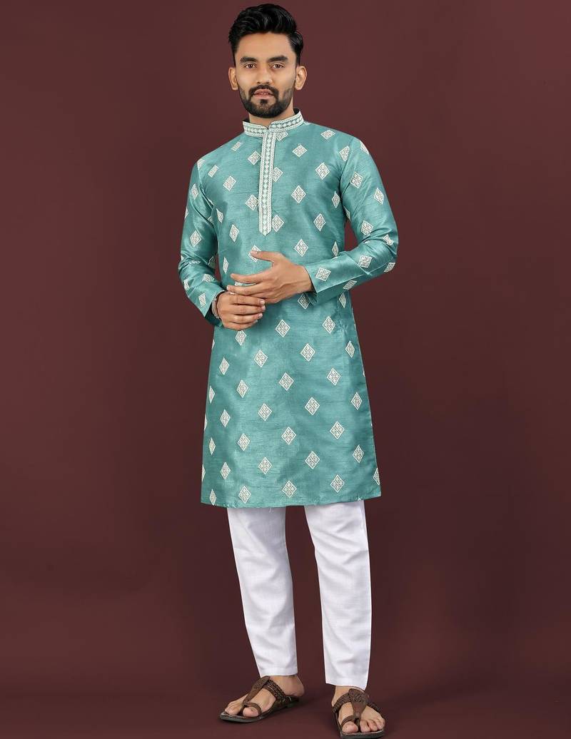 Blue embroidered silk straight kurta
