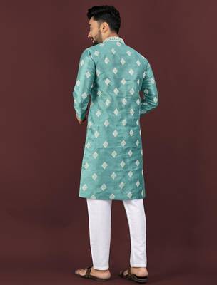 Blue embroidered silk straight kurta 3