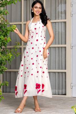 White emboridered mdi dress 3