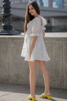 Whitecotton ruffle dress 4